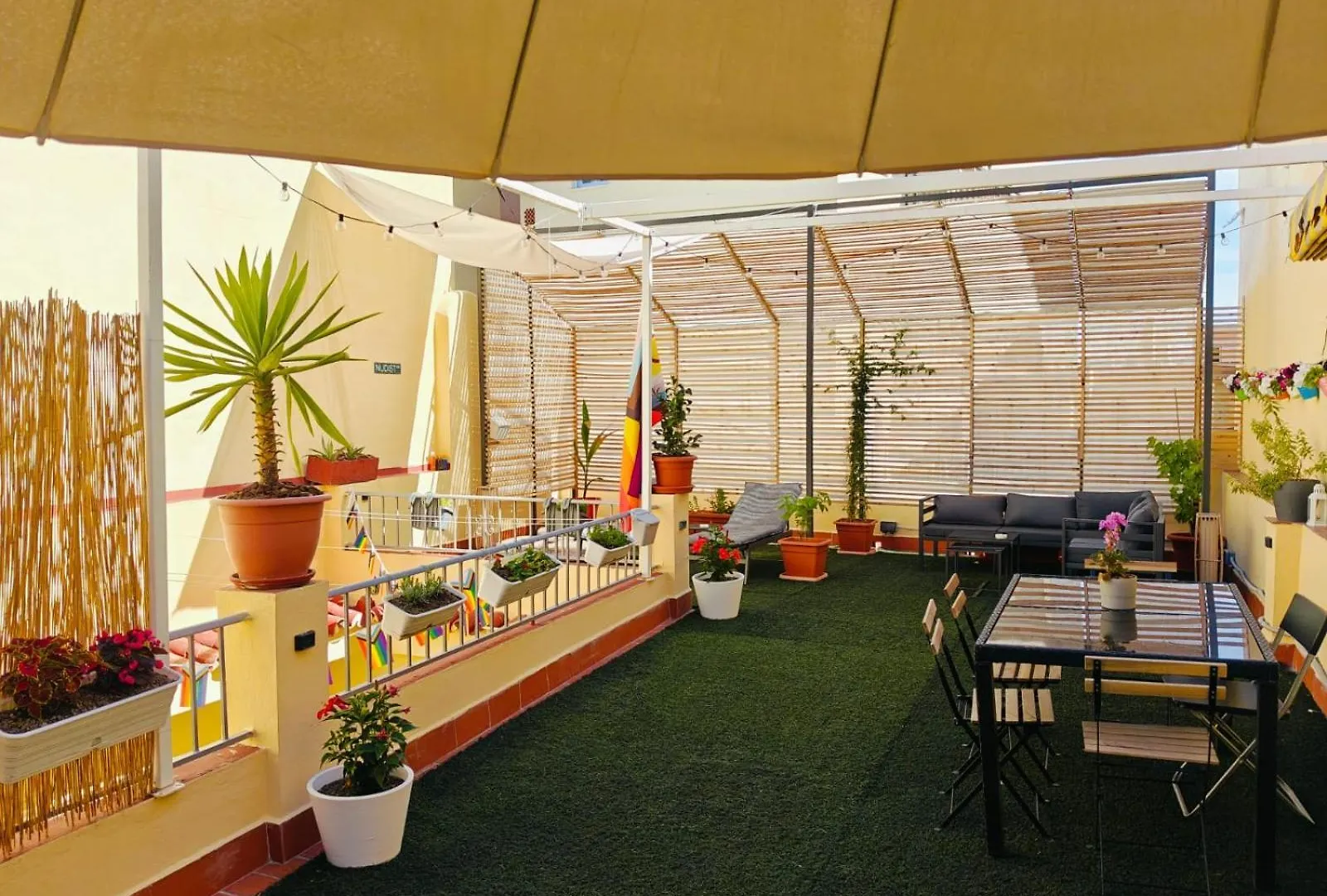 招待所 托雷莫利诺斯 Maracuya House - Men Only酒店